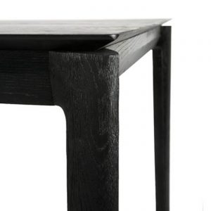 drevený jedálenský stôl, obdĺžnikový stôl, drevený, masívny stôl, dubovy stol, dubový stôl, masívna doska, stôl z masívneho dubu, masívny drevený stôl, moderný jedálenský stôl, jedálenský stôl do moderného interiéru, dizajnový drevený stôl